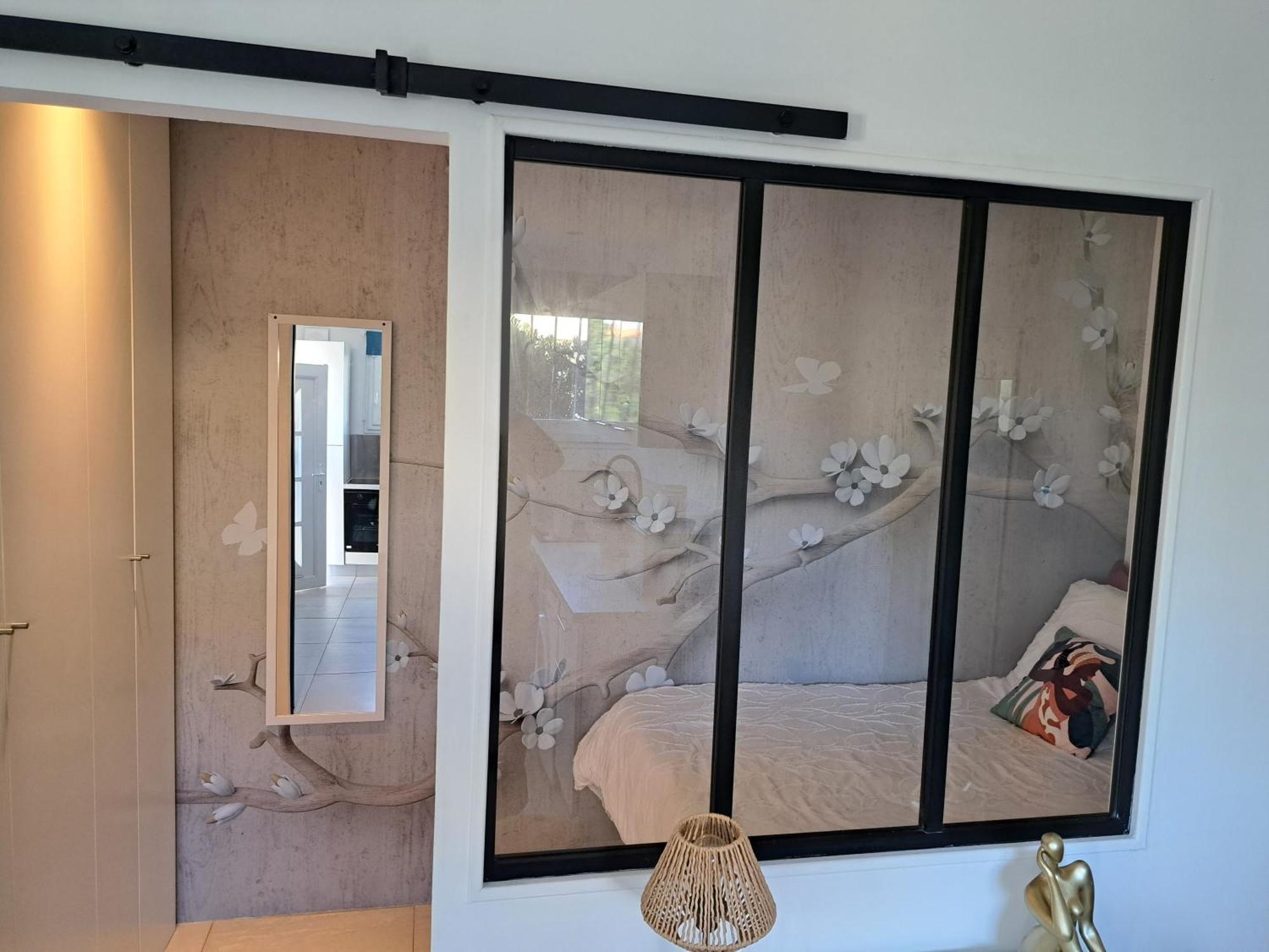 Seduisant Studio Avec Cour Privative La Crau Exterior photo